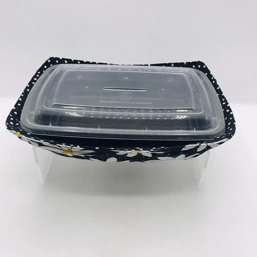 Reversible Microwave Cozie For Takeout Containers Cottage Core Daisy Flowers